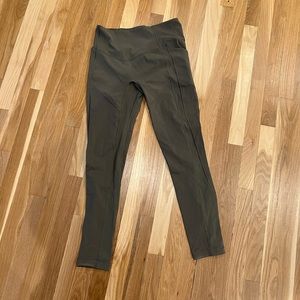 Lululemon size 10 leggings